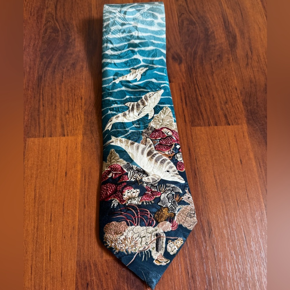 Wembley Endangered Species Dolphin Tie 100% Silk
